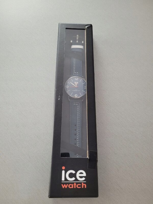 8223eb7040aebdb43b2d79050171