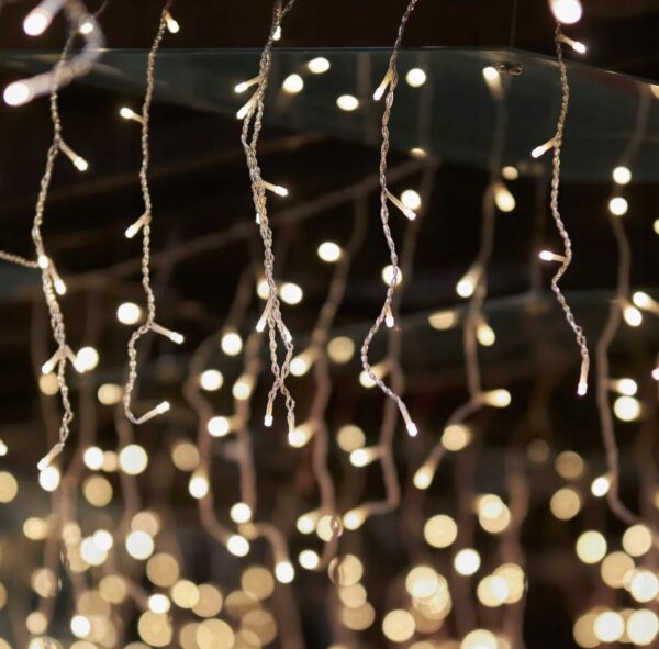 983eccb248fd9eab17d39f18bc03-1